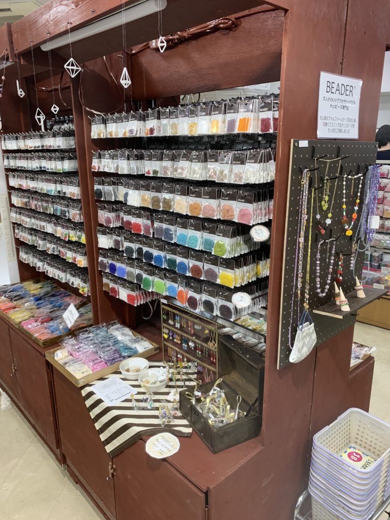 楽天市場 ビーズ 星 立体 ミックスカラー ランダム 10個 11mm パステルカラー キラキラ 偏光ラメ アクリルビーズ 通し穴 スタービーズアクセサリーパーツ 宇宙雑貨 うさぎの素材屋さん : うさぎの素材屋さん 楽天市場店