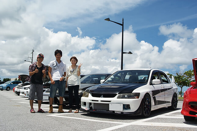 白黒ツートンカラーの動物 pat02ロングスリーブTシャツの商品購入ページクリエイターのオリジナルグッズ販売のオリラボマーケット