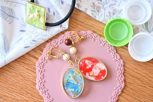 44 件の「ペットボトルキャップ」や「リサイクルクラフト」のアイデアを見つけましょうクイリングケーキ、手作り、ペットボトルアート など