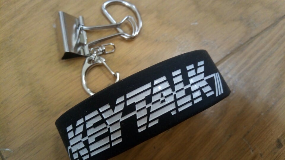 💓簡単リボンの作りかた🎀キーホルダーにしてスマホのケースに付けたりネックレスにするとめっちゃ可愛いよ