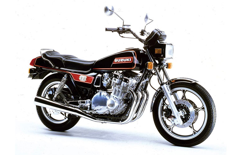 世界に衝撃を与えたデザインで話題沸騰となったGSX1100SカタナBike Life Labバイク王