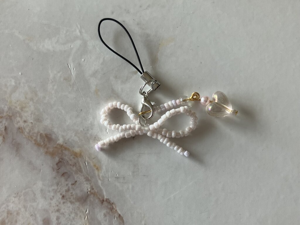 レシピNo.KR0976貴和クリスタルのビーズリボンピアス