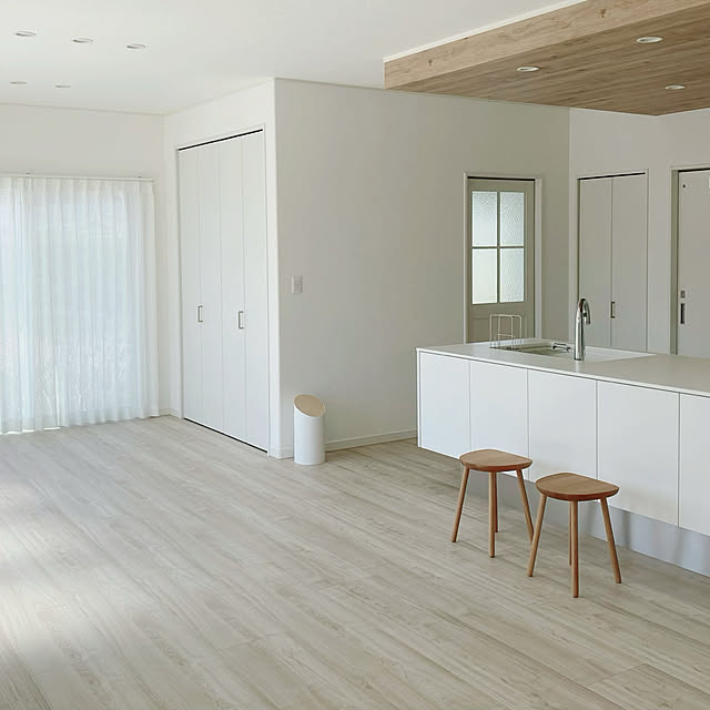 チェスナットブラウン Chestnut Brown の色見本・カラーコード色彩図鑑 色の名前と色見本一覧