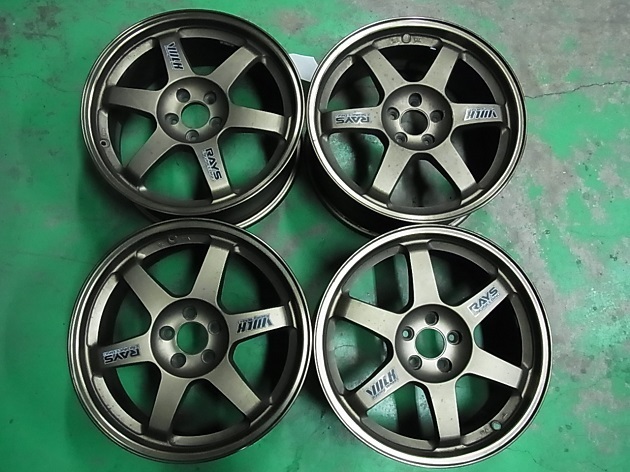 正統派スリーピースメッシュ“WORK VS XV”の限定新色“ラスターブロンズゴールド”はとってもシブい!!バフアルマイトリムとの組み合わせが美しい、ワクワクなホイールです。cockpitのブログCOCKPIT - みんカラ