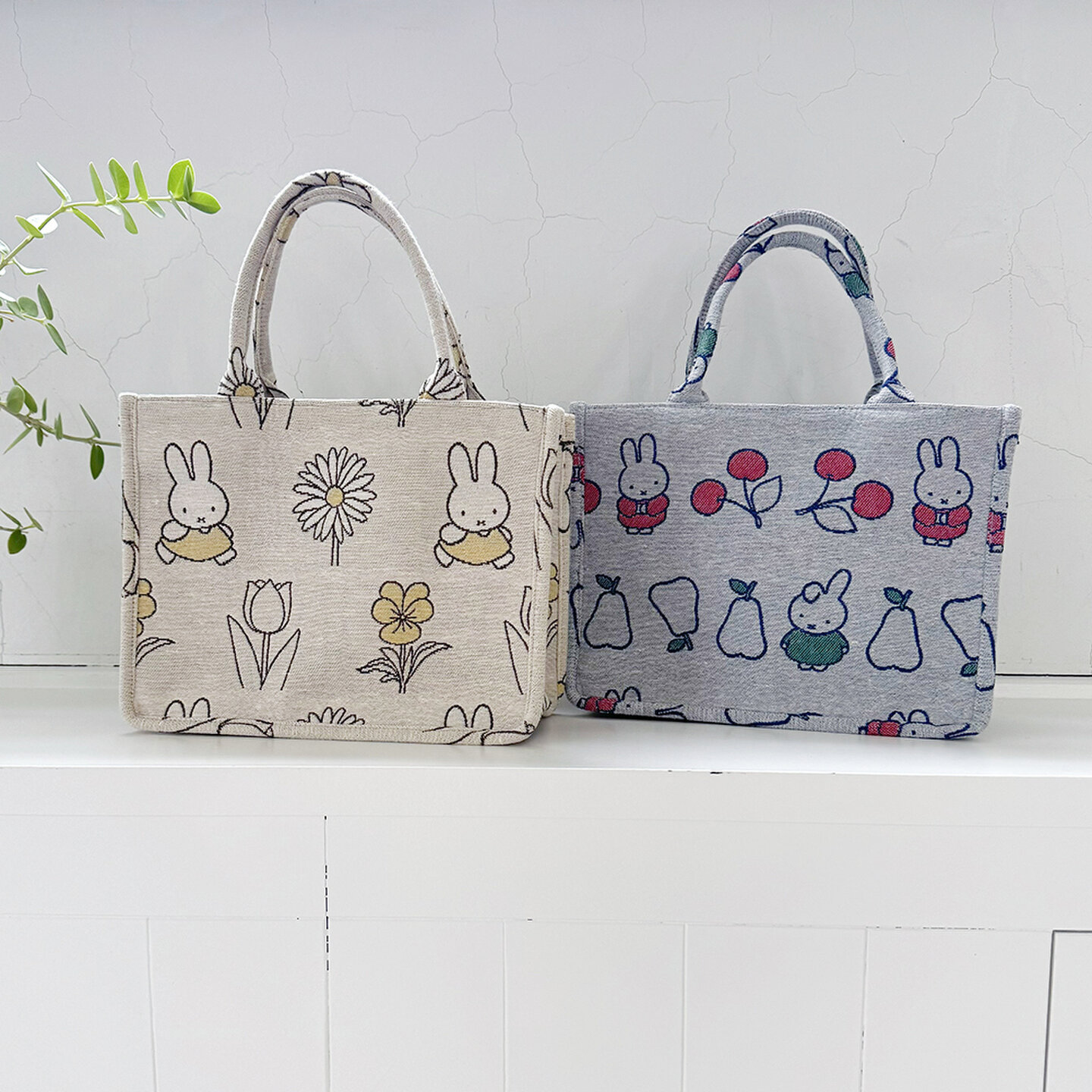 楽天市場 ミッフィー 帆布トートバッグ アイボリー 053873 : キャラクターズショップ ラフラフ