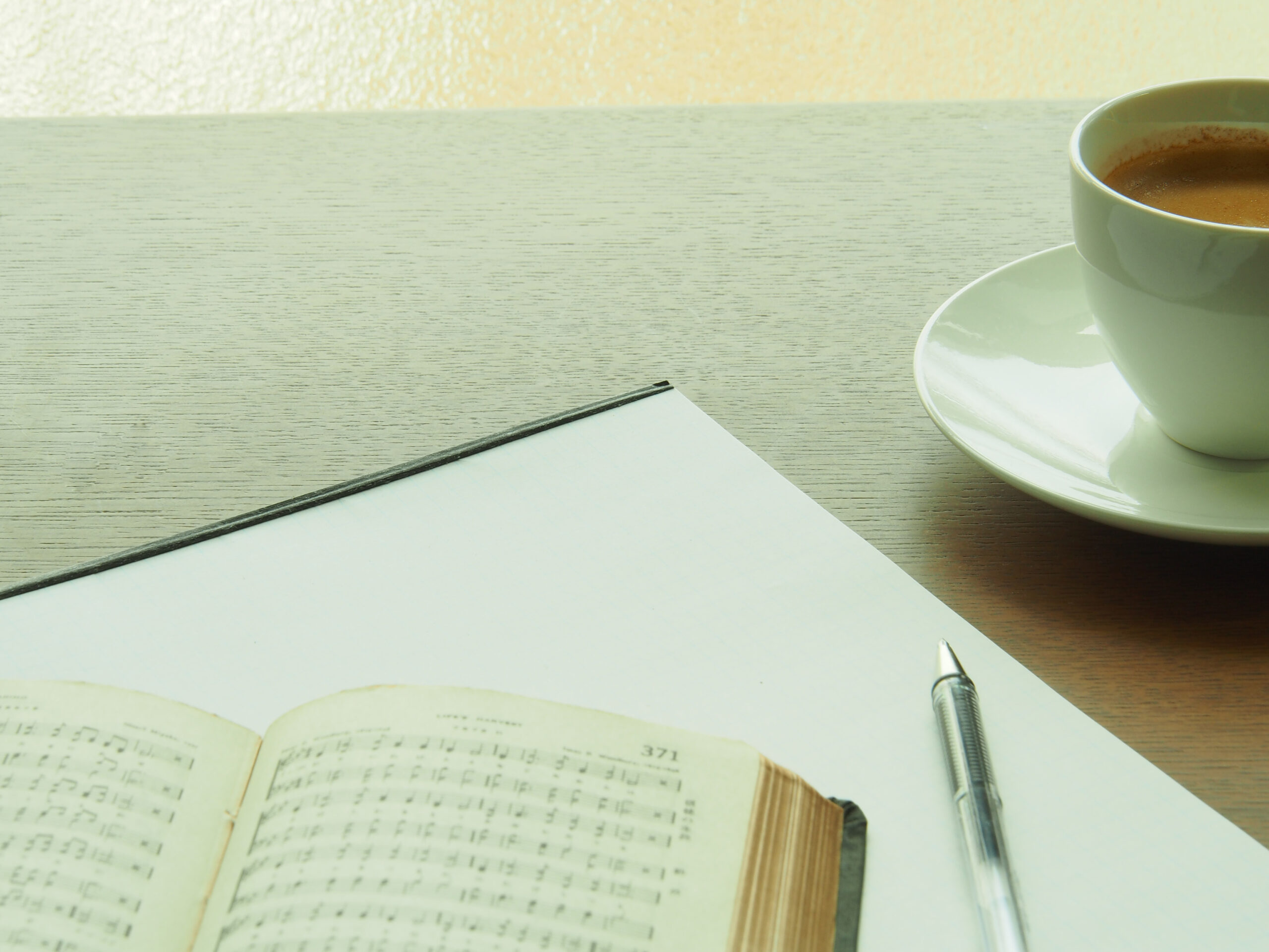 ダウンロードデータ販売 学校の発表会や音楽教室で人気の教材みんなでCups! イラスト楽譜Clover style クローバースタイル