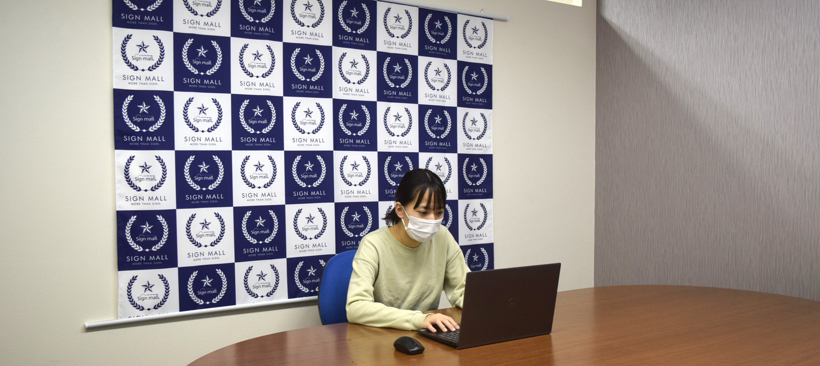 式典幕 黒白幕 受注生産品 バックスクリーン 背景幕のぼりの印刷・製作