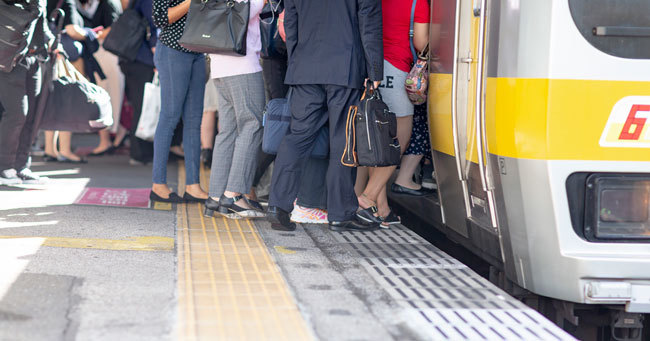 体験談】船橋のホテヘル「ハプニング痴漢電車or全裸入室」は本番（基盤）可？口コミや料金・おすすめ嬢を公開 | Mr.Jのエンタメブログ