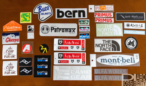 屋内・屋外用ステッカー おしゃれなステッカー製作事例とショールーム見学をご紹介します。 - 看板王国看板王国