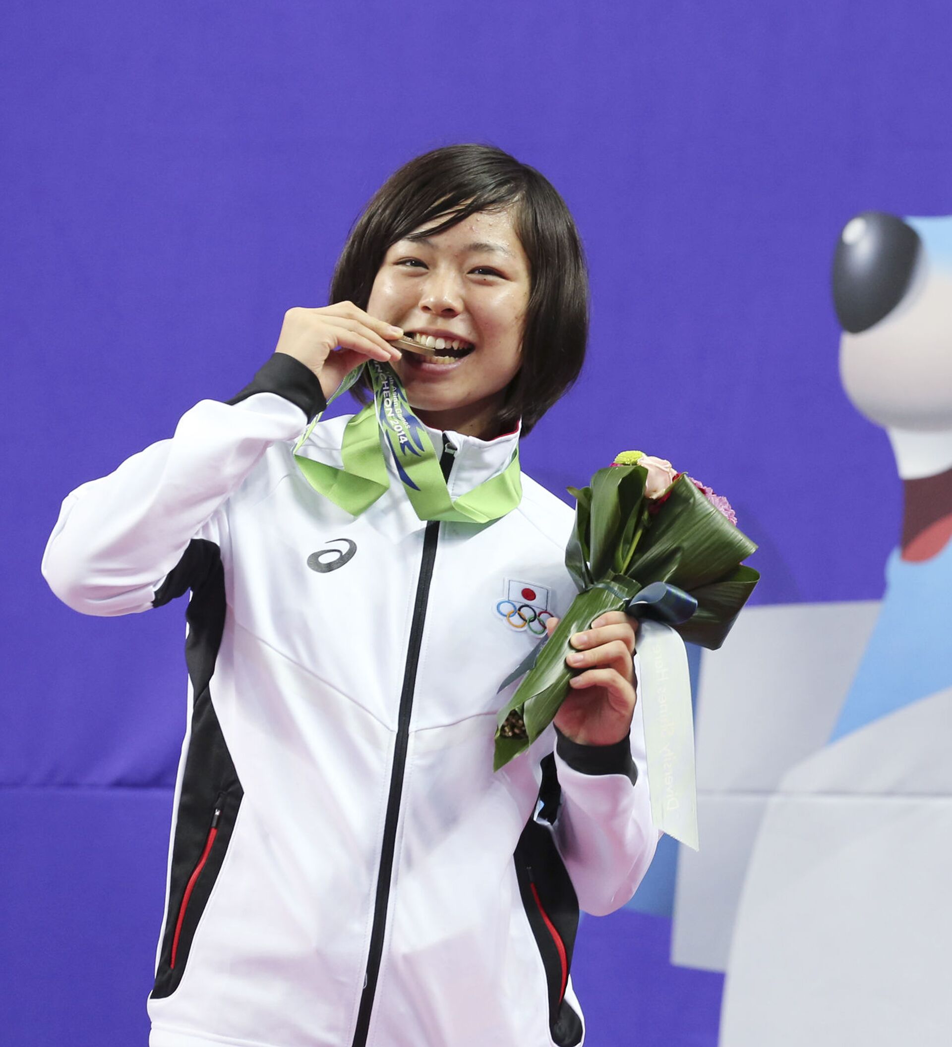 東京オリンピック選手村配布 コンドーム - メルカリ