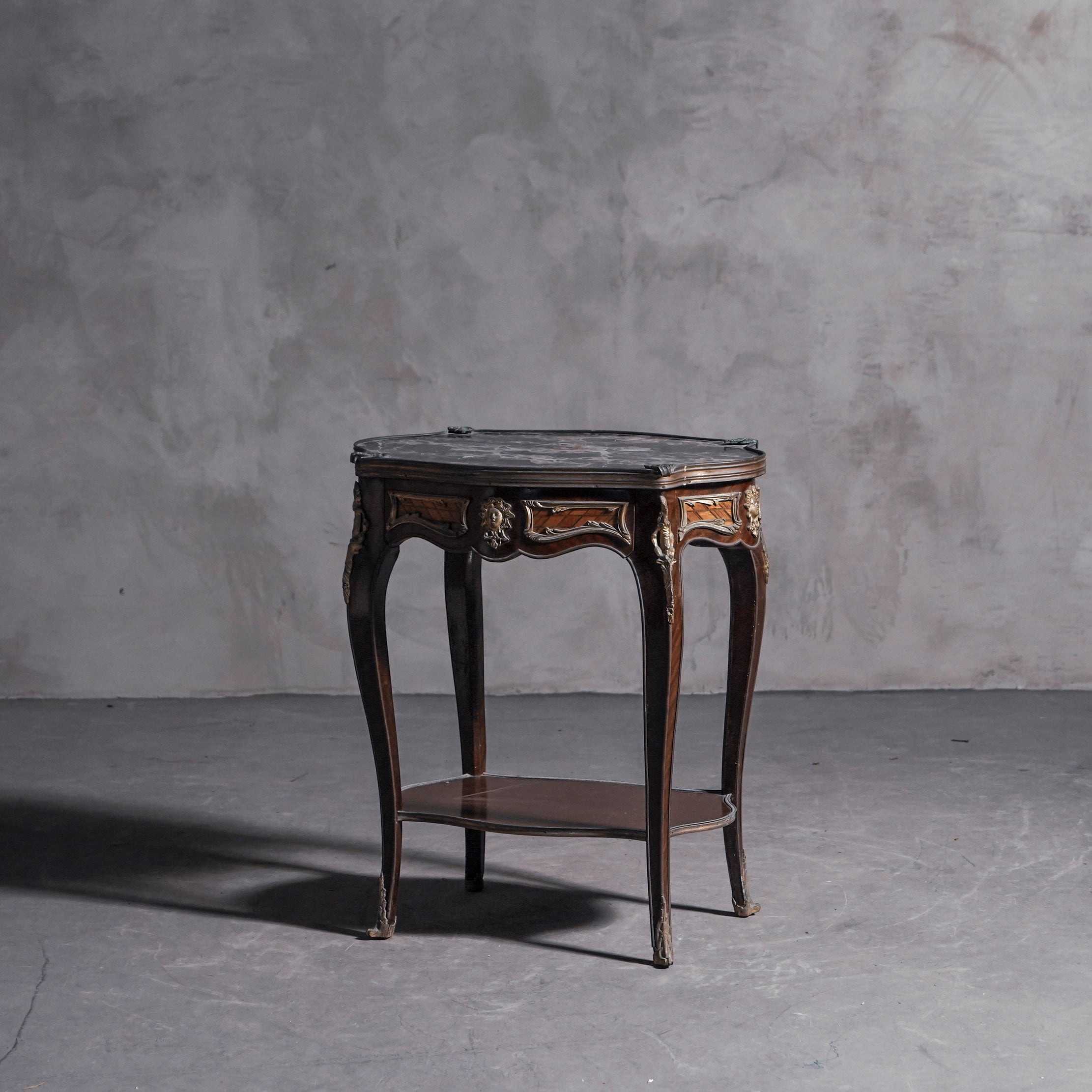 サイドテーブル大理石の背の高いテーブルリビングテーブル丸型ソファーサイド ベッドサイド テーブル物置テーブルカフェテーブルホテルの廊 ローテーブルマーブル テーブル 天然木 センターテーブル Ｗ 60cm H 60cm D 45cm84100-wh大理石柄 ラウンド 円形 カフェ