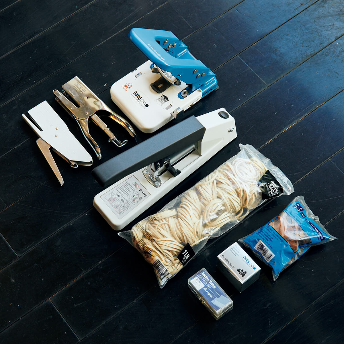 平林奈緒美氏のカバンの中身Quiet Life