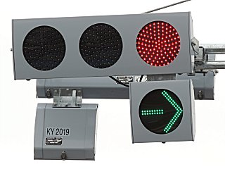 最新型の信号機 薄型信号機の写真素材85771125- PIXTA