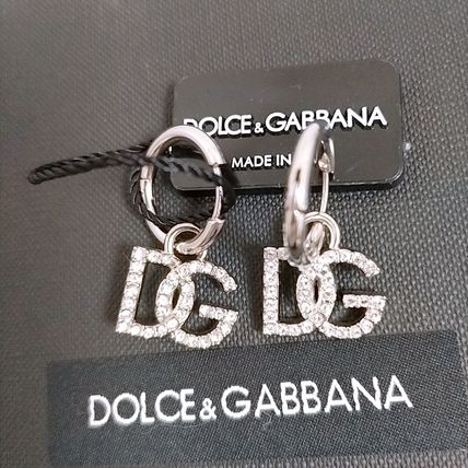 ◇DOLCE&GABBANA ドルチェ&ガッバーナDOLCE&GABBANAのロゴマークの由来とロゴ作成の参考