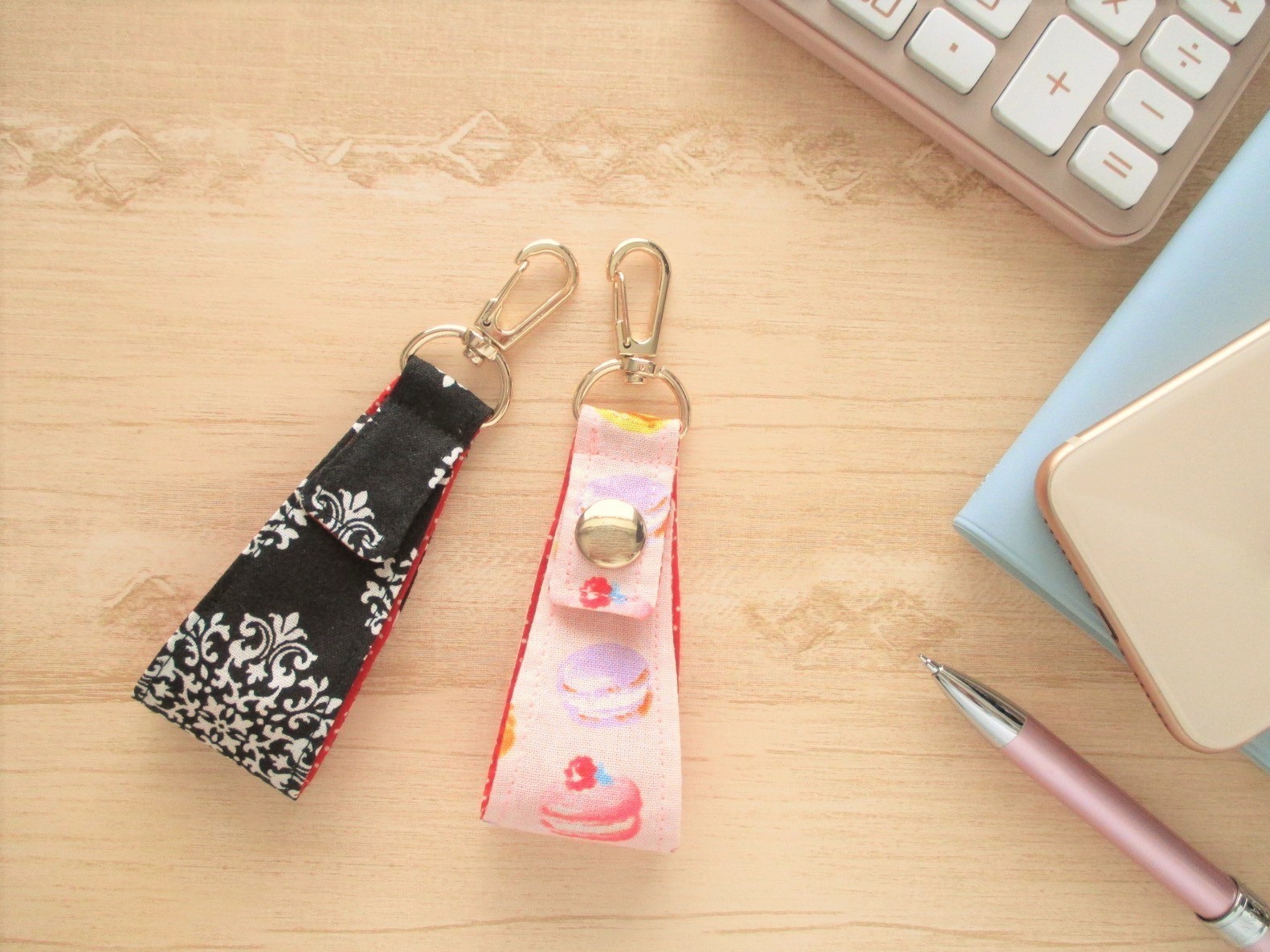 キーホルダーの手作りアイデア。ノベルティーやプレゼントに