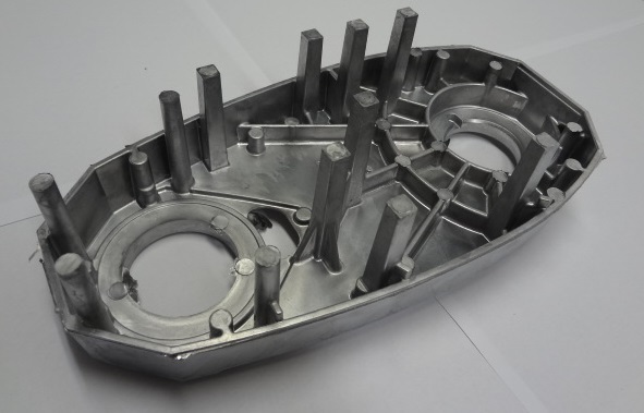 新提案 高機能ワイピングクロスから生まれた「ロボットアームカバー」が製造機械・設備を清潔に保ちます！ – 前田工繊株式会社