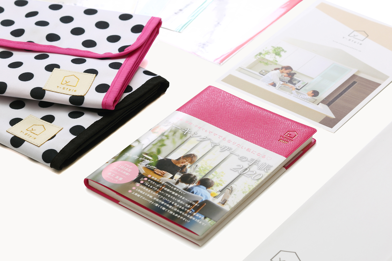 グラフィックデザイン」のアイデア 15 件パンフレット デザイン, ちらし デザイン, チラシ