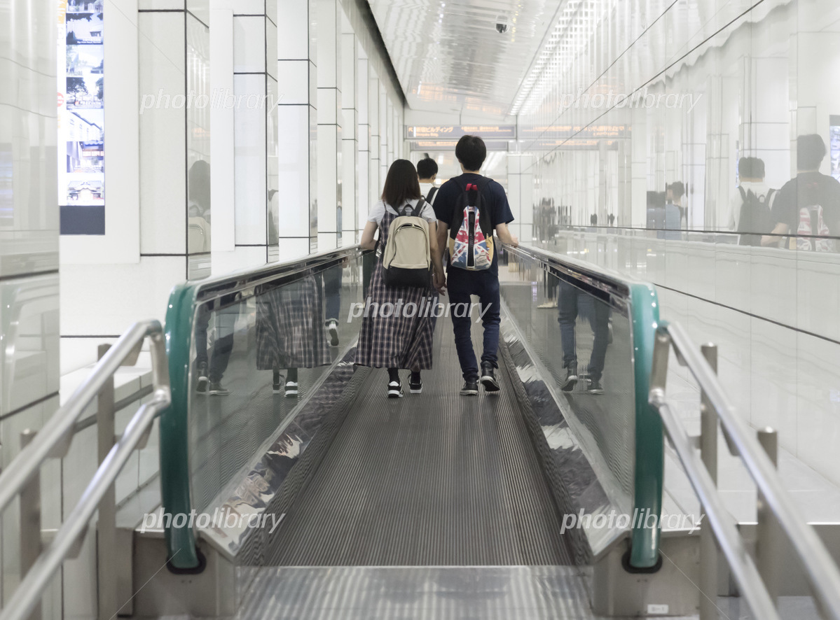 比治山スカイウォーク エスカレーターで登る比治山うまい広島