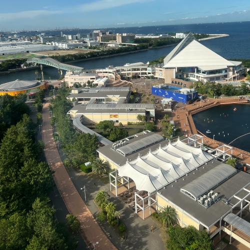 ナイトプール＆水上アスレチック・八景島シーパラダイス見学～夏のリゾート満喫キャンプ （1）巨大アスレチックコース  子供のためのキャンプ・工場見学・自然体験・スキーツアーはそらまめキッズアドベンチャーへ