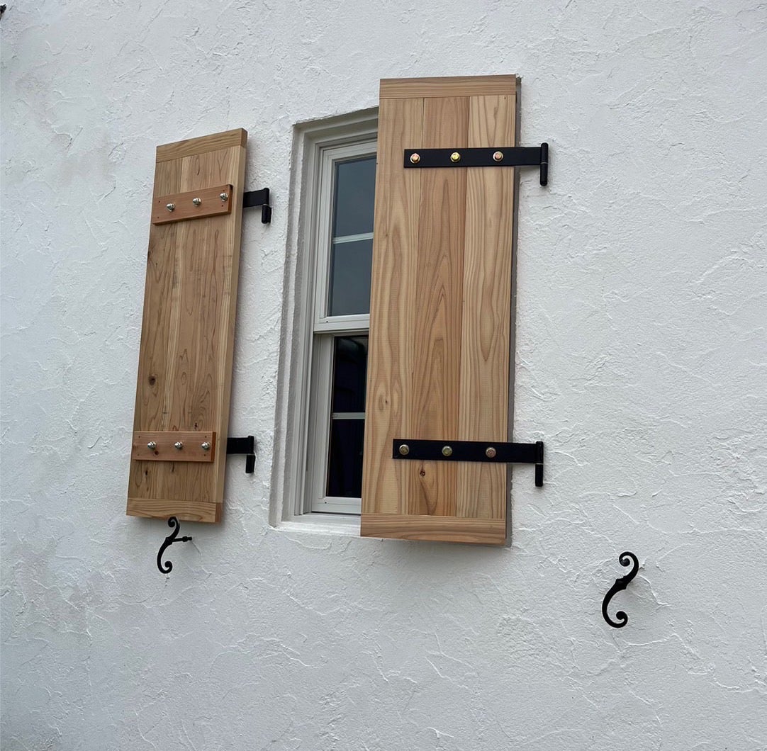 鎧戸」の意味や使い方 わかりやすく解説 Weblio辞書