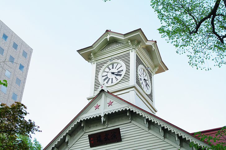 札幌の時計台 60009000044 の写真・イラスト素材アマナイメージズ