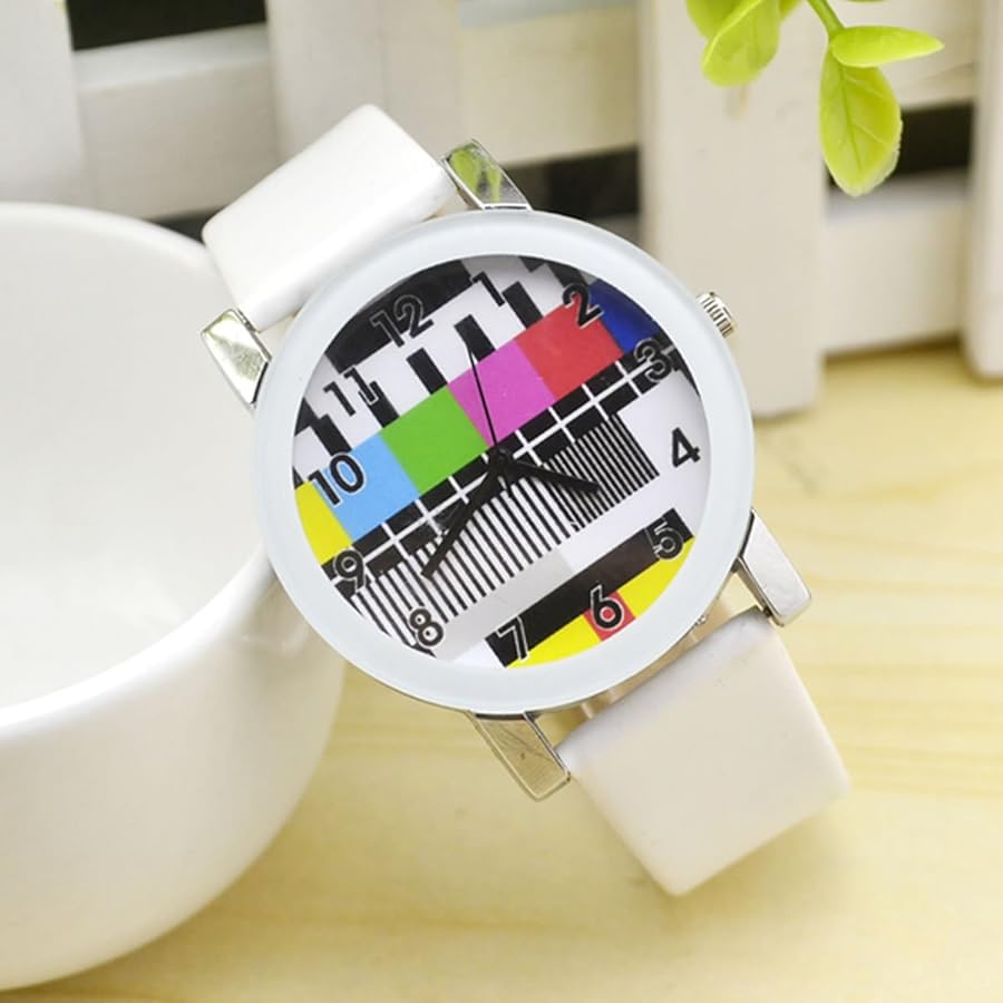 腕時計の文字盤デザインさとう あやさん グラフィックデザイナー のポートフォリオココナラ