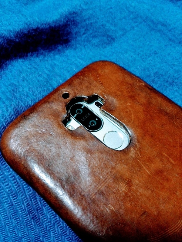 手帳型iPhoneケースを作ってみましたレザークラフト入門講座