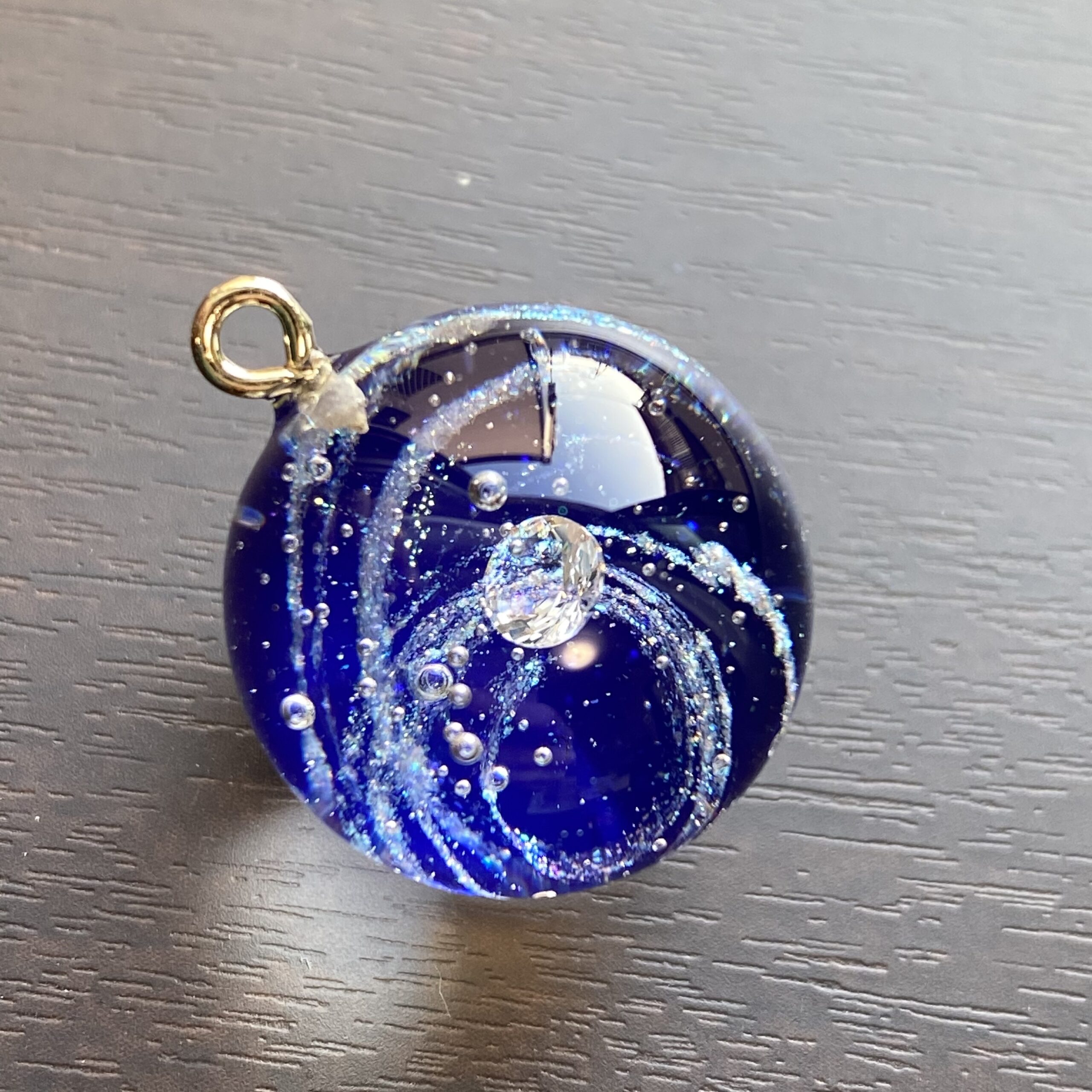 宇宙ガラスの作り方＆通販での購入方法とお値段は？イベントや展覧会もあり！ - 京香の日々雑感