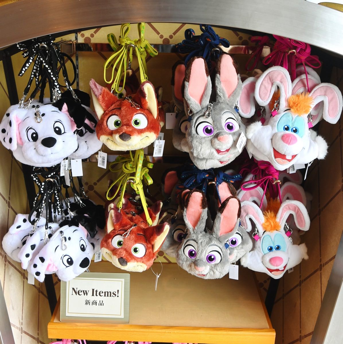 ふわもこなぬいぐるみのお顔風☆ディズニーランドキャラクターパスケース