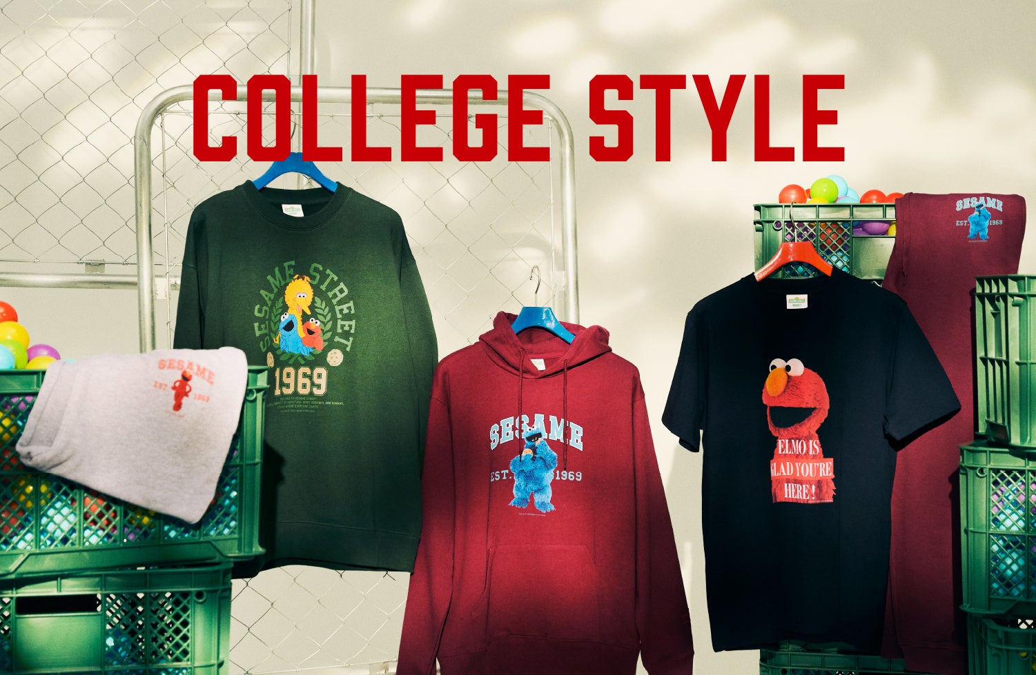 70％OFFクーポン対象 裏起毛 スウェット カレッジロゴ プリントロゴ シンプル オーバーサイズ プルオーバー トレーナー 長袖 無地 カジュアルあったか 秋冬 おすすめ レディース トレンド プチプラ 韓国ファッション 24aw-it193即納：1-5営業日送料無料 メ込4