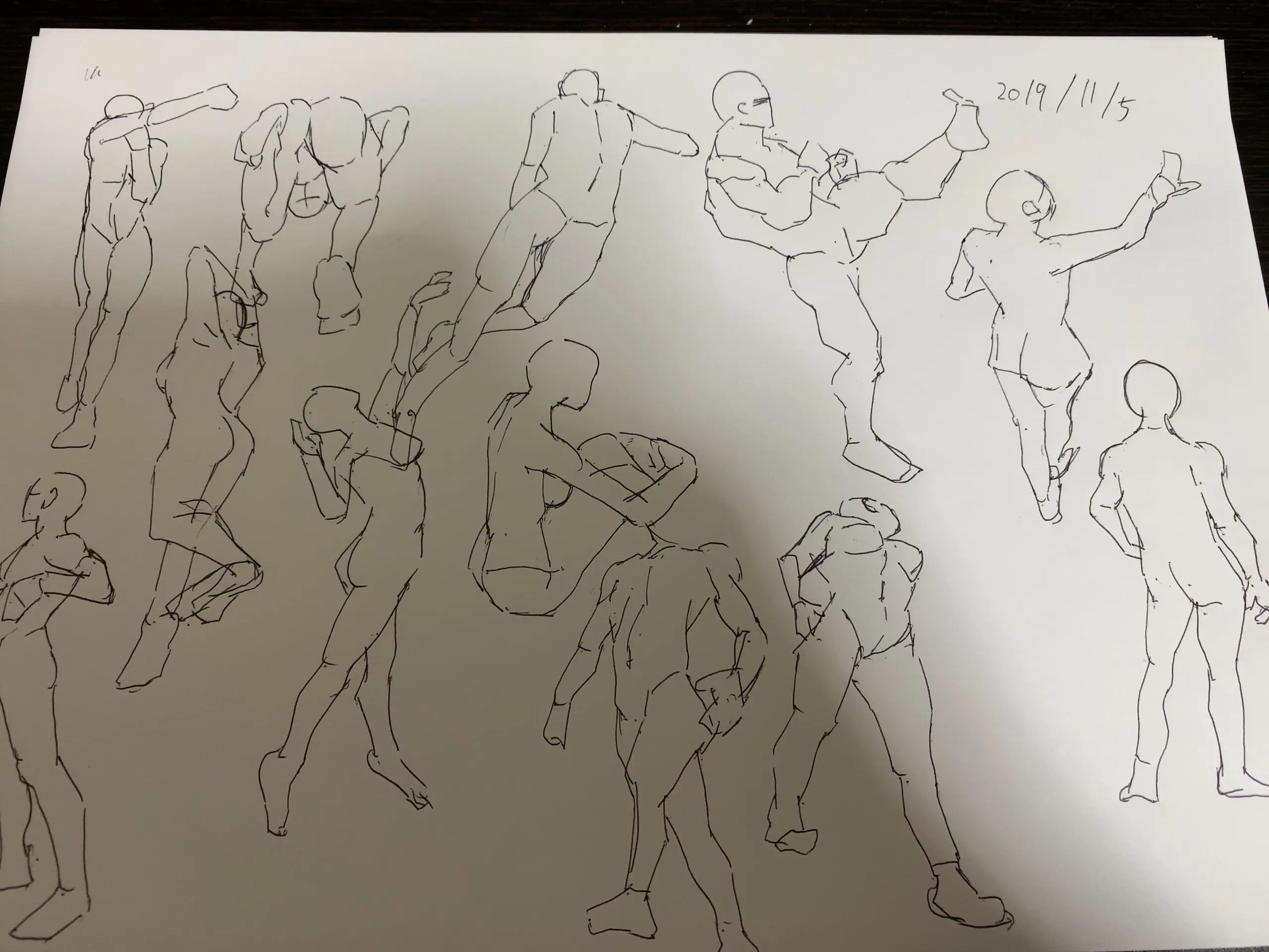 キャラごとのしぐさの違いが一目でわかる！ 『桃戸もものキャラ演！ポーズ集 神技作画資料集』2023年11月29日 水 発売！株式会社KADOKAWAのプレスリリース