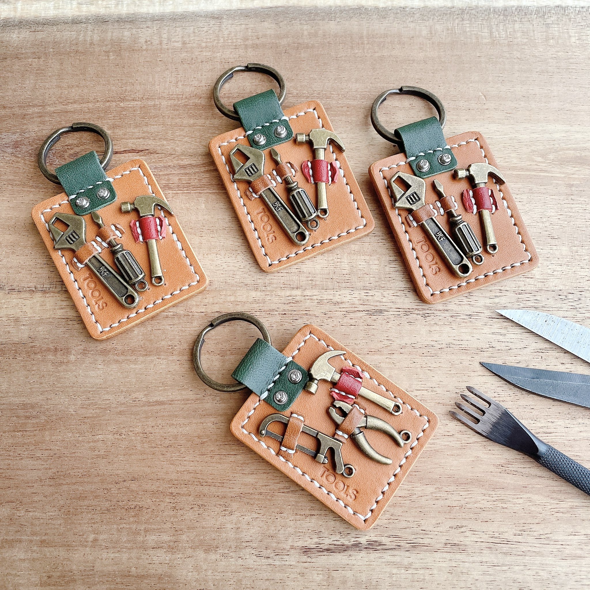 レザークラフト型紙集27』ヌメ革と真鍮金具とレザークラフト材料の通販-フェニックス