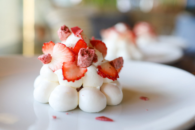 外苑前 The Belcomo ここでしか食べられない？可愛すぎるもくもくバシュラングラッセ🍰yurikaおしゃらん日記が投稿したフォトブックLemon8