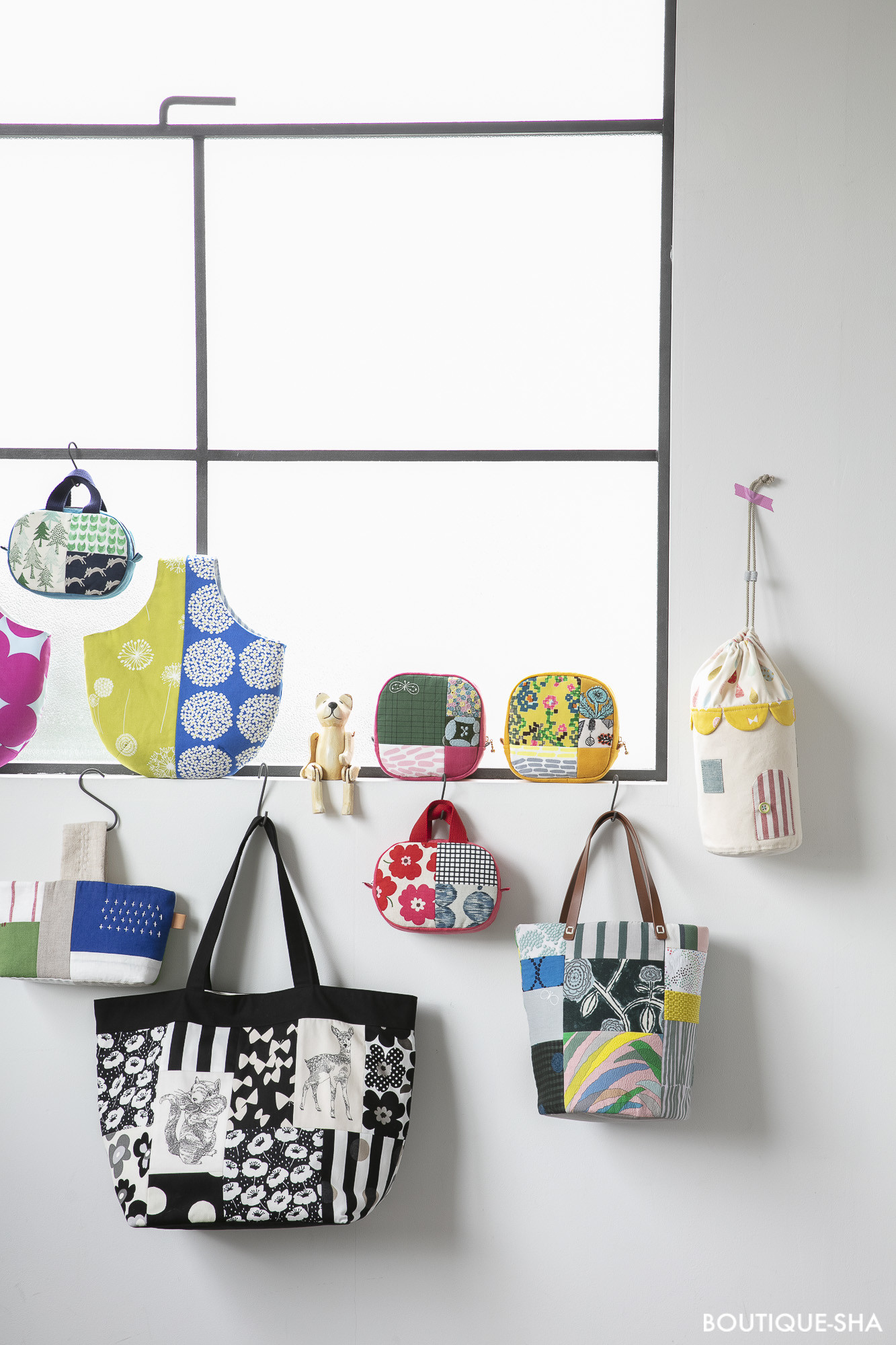 ハンドメイド トートバッグハンドメイド はぎれ生地を使った トートバッグ