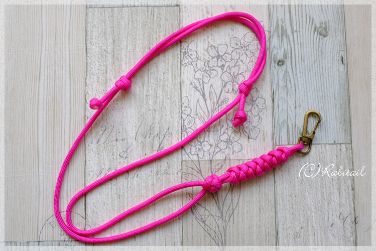 縫わずに簡単！手作りネックストラップの作り方 – オリジナルネックストラップのジェイアンドシーサプライ