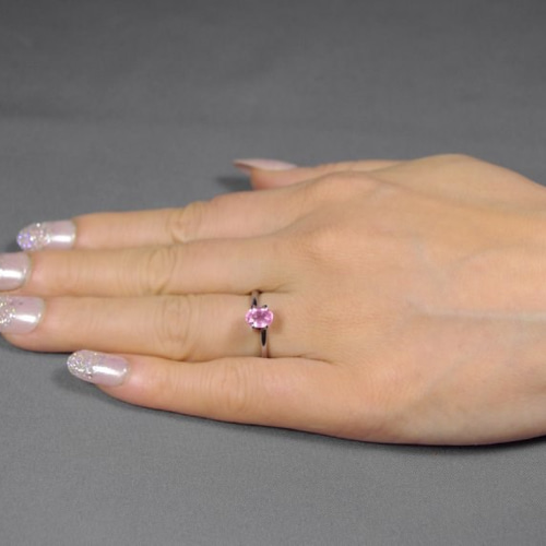 シルキーピンクスピネル0.33ctprogresstone
