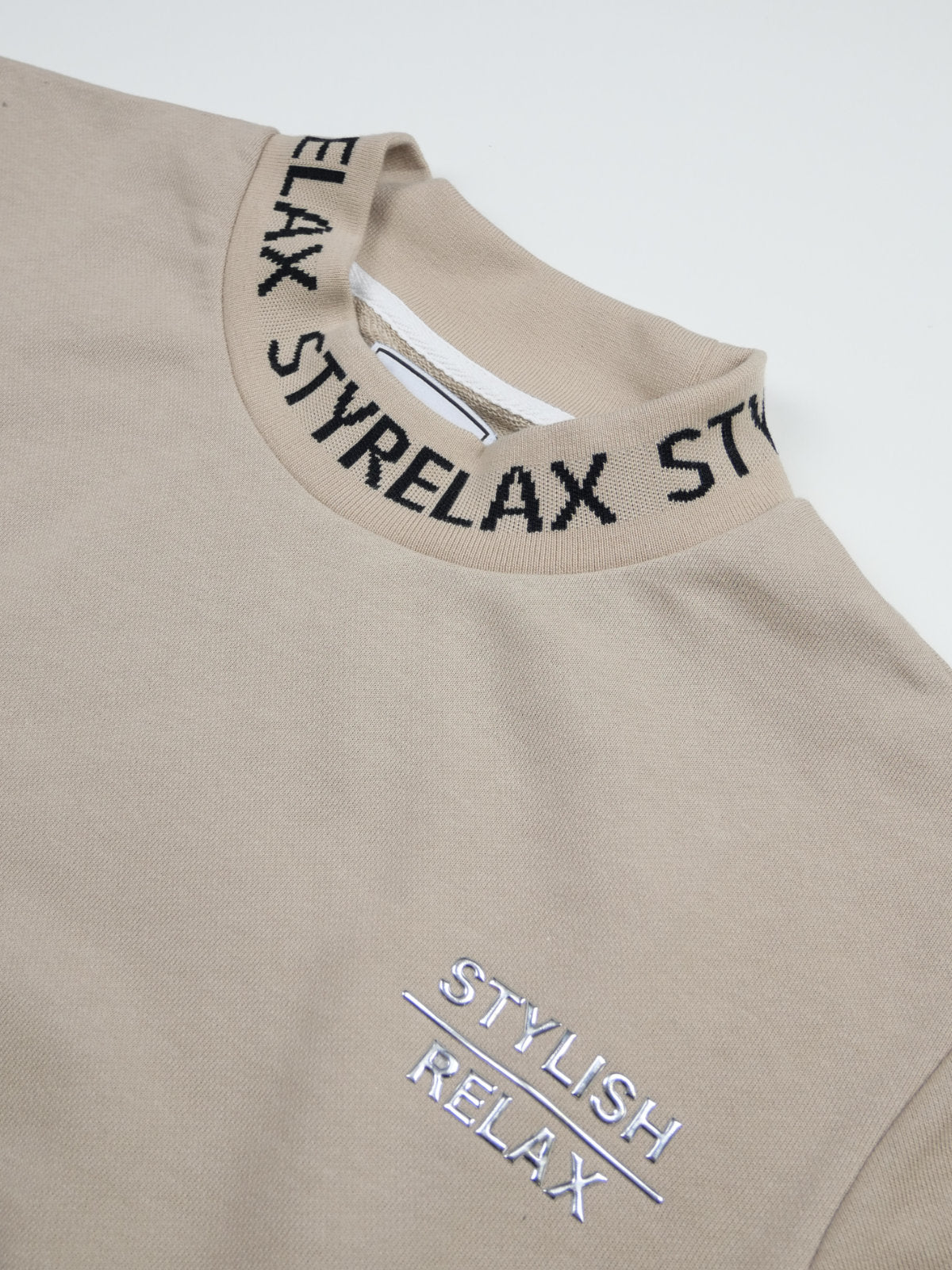 ロゴプリント トレーナー 英字 ブラック 黒 トップス カジュアル スウェットの通販 by ✾❁ばななちょこ❁✾ shopラクマ