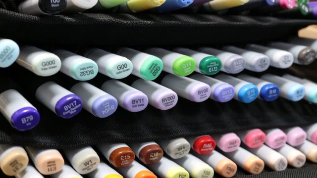 コピックの収納どうしてる？見やすく取り出しやすい収納術をご紹介♪COVEARTH MAGAZINE