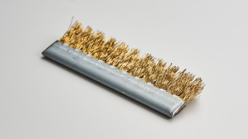 チャンネル直線ブラシ 研磨・研削・研掃の総合製造ブラシメーカー 工業用ブラシの太陽商会「サンパワー」