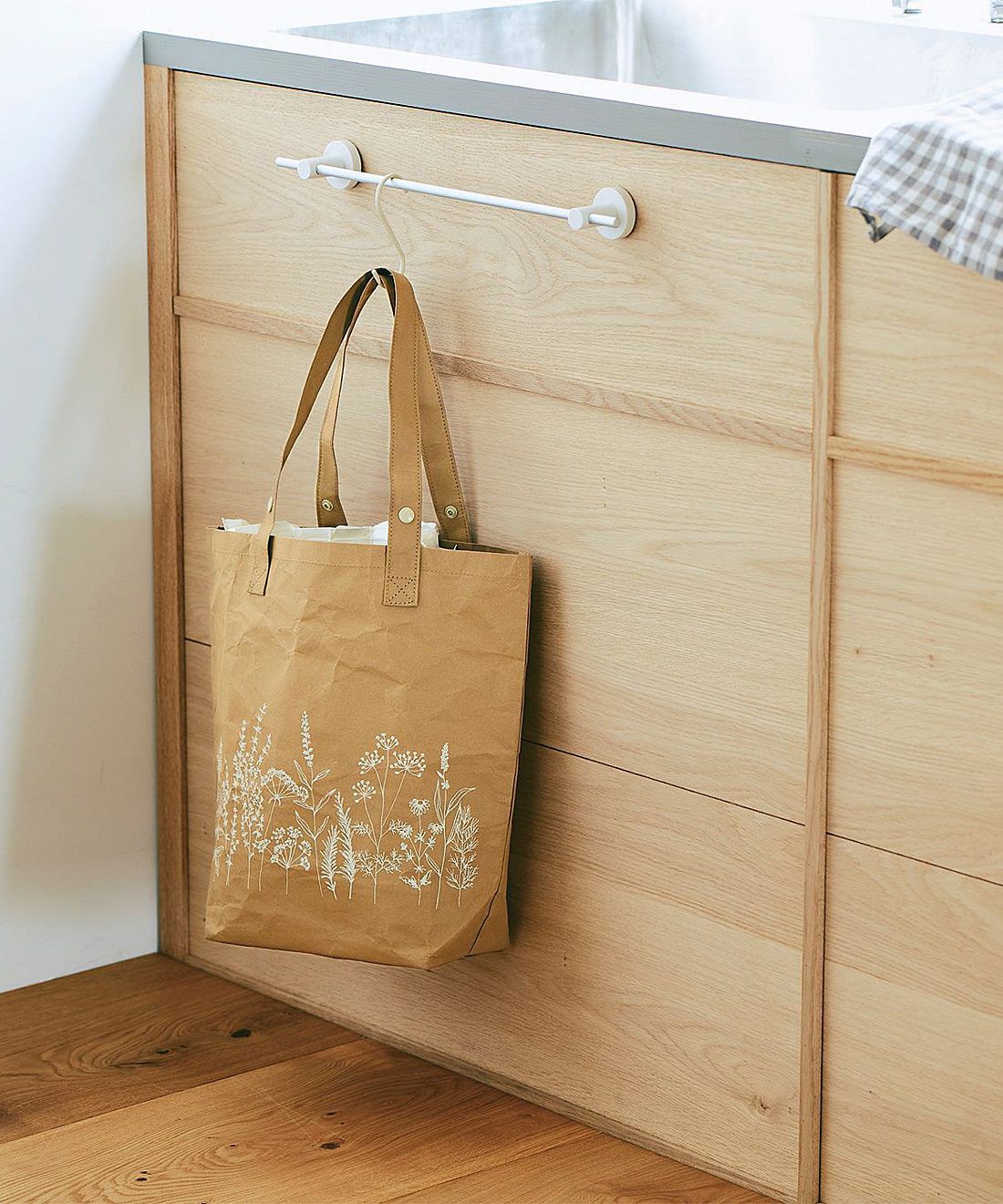 牛乳パックでバッグを制作！公式 大阪府豊中市のデイサービスヒューマンライフケア利倉日帰り通所介護