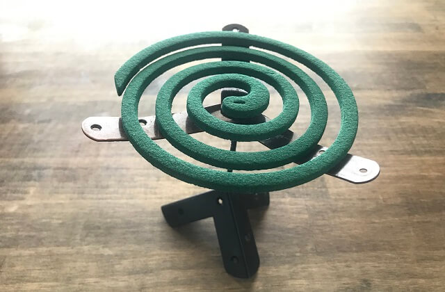 100均の灰皿缶ておしゃれな「蚊取り線香入れ」を作ってみた！DIYと暮らしを楽しむ