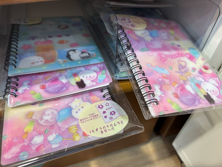 シール帳2冊目完成！セリアの優秀シール特集💖