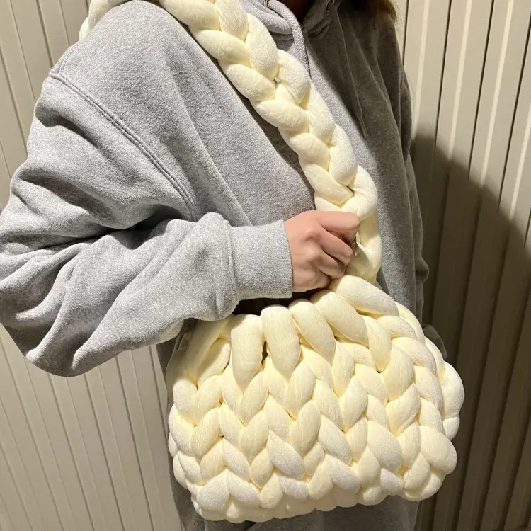 おうちで簡単♡ 流行りのマンドゥバッグの作り方！Seventeen-Web