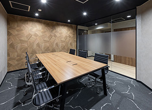 23坪・4人用 モダンで高級感のある会議室。海外風のおしゃれオフィス - スタイルブック
