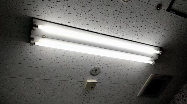 コンパクト蛍光灯のイラスト素材81299761- PIXTA