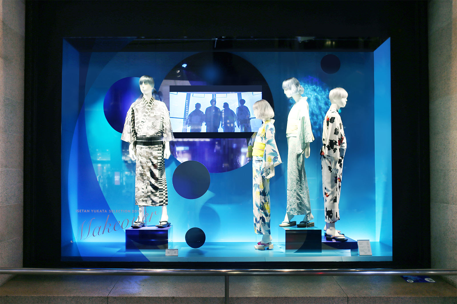 艶祭 - 伊勢丹新宿店本館 - 東京ショーウィンドウ - デザイン情報サイト JDN