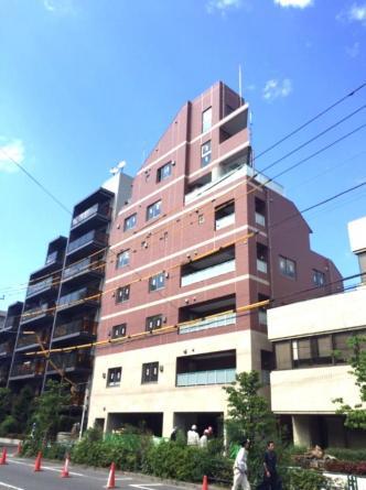 池尻大橋編】 「池尻大橋」は意外と住みやく個性豊かなマンションの宝庫！便利で賑やかな一方、空中庭園や目黒川緑地など癒しの環境も。｜マンション図書館