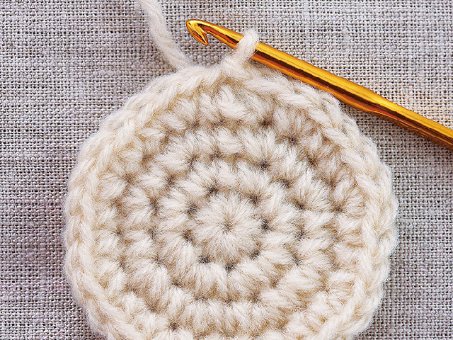 サクッと編める かぎ針編みモチーフの簡単な編み方や初心者にもおすすめの作品を紹介FANTIST