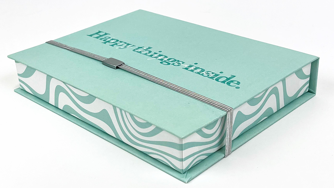 個性的なデザインに卵を守る形状を兼ねそなえた新しい卵パッケージのかたち