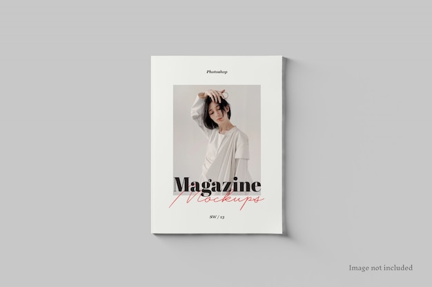 無料の正方形のハードカバー本のモックアップ psd